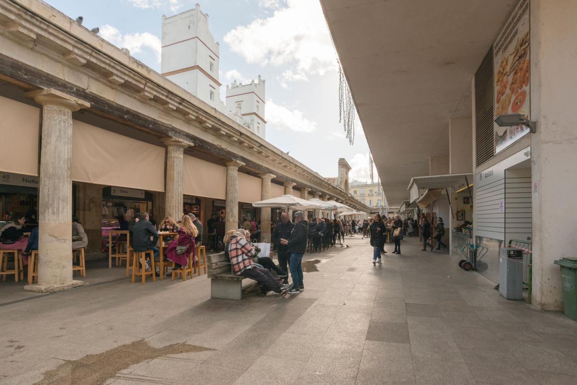 Apartamento Centro Deluxe Cádiz Kültér fotó